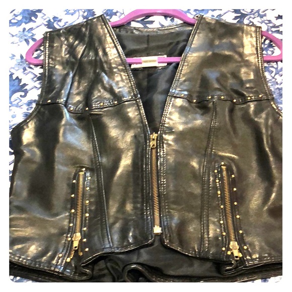Leather motorcycle vest - Picture 1 of 3